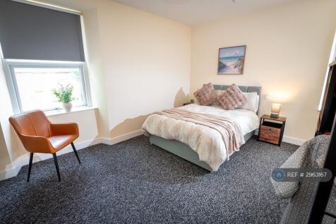 Spacious Double Room ¿ Fully Furnished