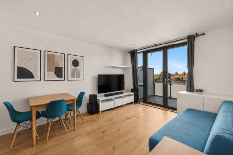 Two Bedroom Modern Flat for Sale in Haggerston, E
