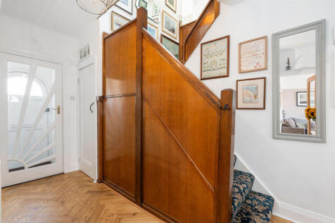 15 Belgravia Road