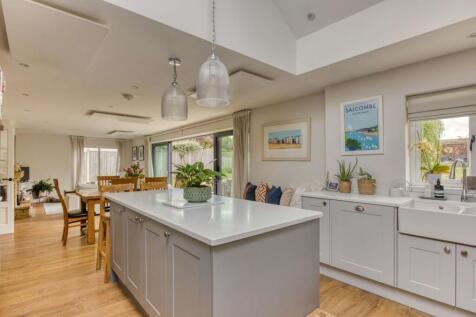 Ewemove Taunton - Comeytrowe (4)