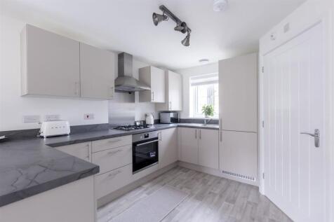 Kitchen / Lounge / Entertaining
