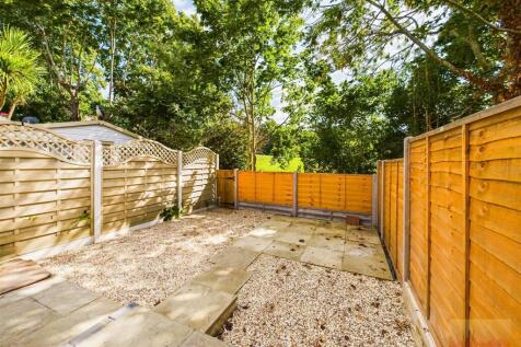 CAM01320G0-PR0100-STILL020.jpg