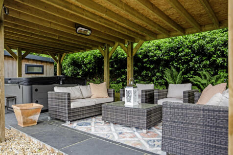 Covered Entertaining Space