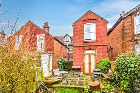 62 Broom Hill Road, Ipswich, IP1 4EH