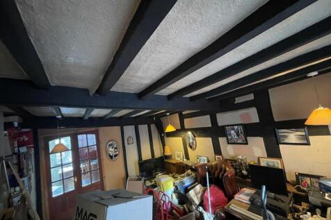 Hazlitt house side room