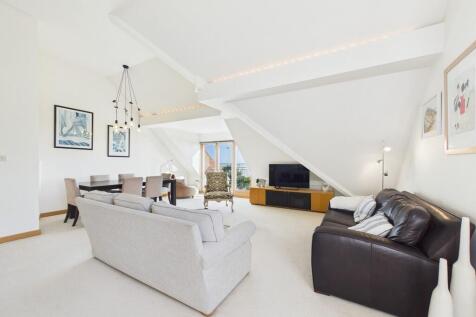 Open plan lounge