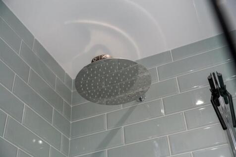 4 Fairbourne Drive-73.jpg