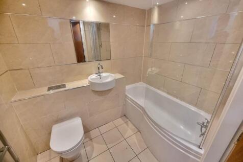 The Gatehaus, Leeds Road, Little Germany photo 5