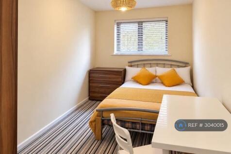 1-bed house on Granville Road, Poole, BH12, £560/mo