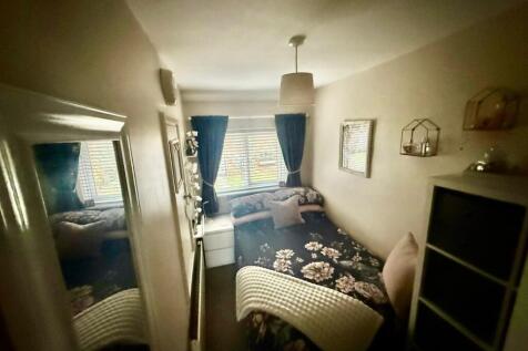 PHOTO-2025-11-08-20-58-35 3