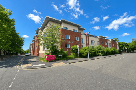 3 Bedroom Apartment for Rent