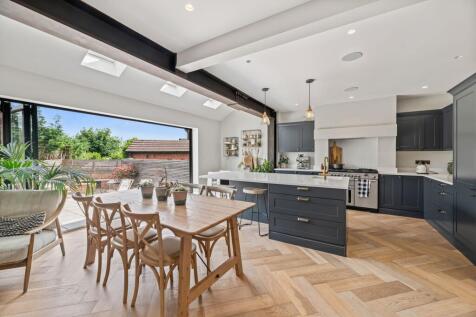 Kitchen/Family Room