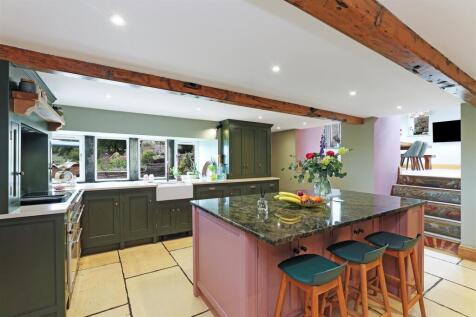 hights Barn.63.Photoneg.co.uk.jpg