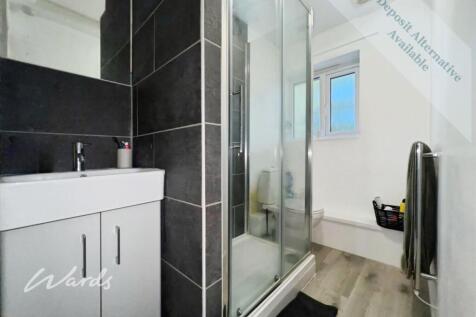 Spillett Close Faversham ME13 photo 3
