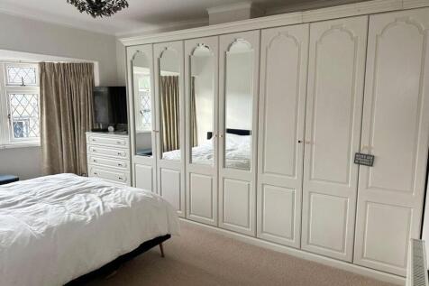 3 Hollin Hill Avenue photo 5