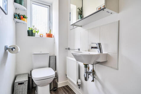 1361039-5-68da98a...