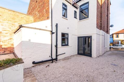 15 chestnut grv low-res-26