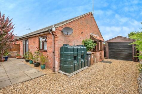 Norwich, NR11 - property photo