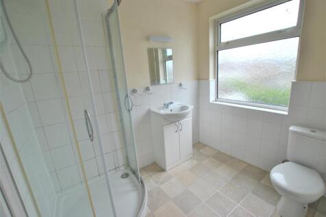 Bathroom.JPG