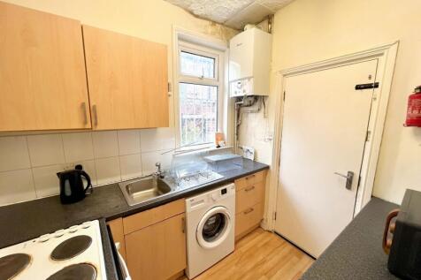 Redruth Street, Manchester, M14 photo 3