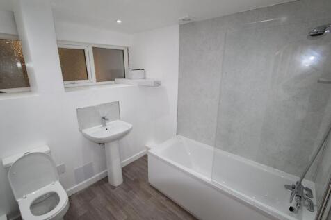 Middle Hay View, Sheffield, S14 photo 4