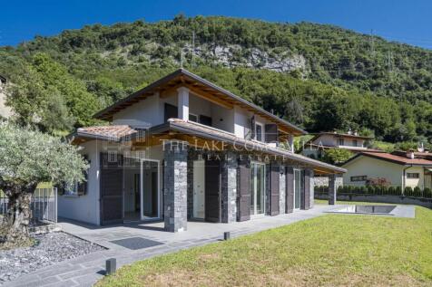 Lenno the lake como villa-via degli alpini