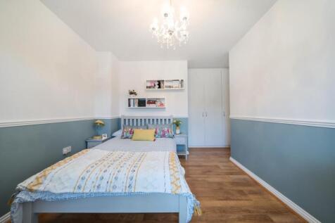 Davidson Frost-Wellings, DFW, Chambers Walk, Stanm