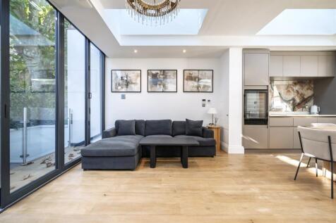 Lexham Mews, London, W8 photo 4