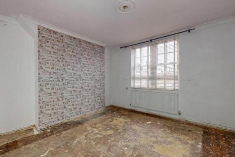 95 Cleverly Estate, Wormholt Road, Shepherds Bush, London, W12 0LZ