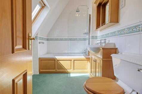 En Suite Bathroom