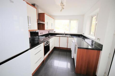 Fitted Kitchen