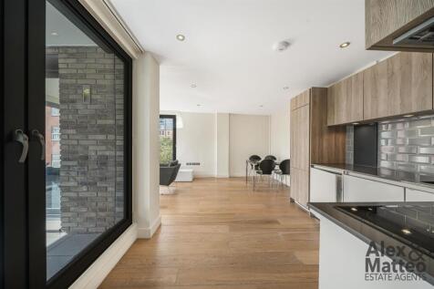 Capacity House