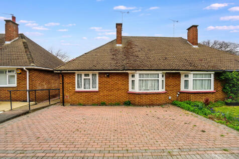 8 Sevenoaks Close, Bexleyheath, Kent, DA7 6AL