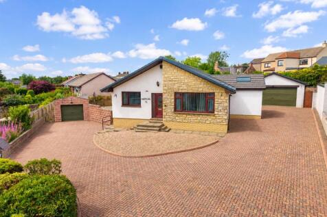 12 Beechwood Crescent Kirriemuir-2.jpg