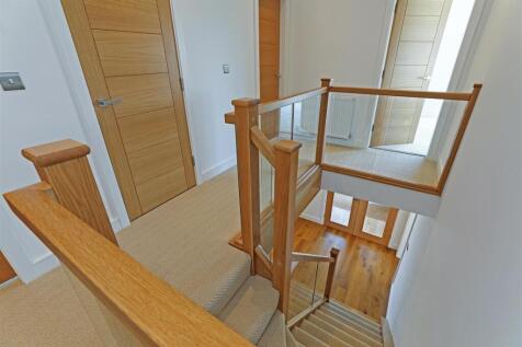 Saxon Rise.37.Photoneg.co.uk.jpg