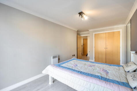 1440427-8-69d6813...