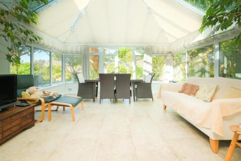 Parry Firs Indoors-13.jpg