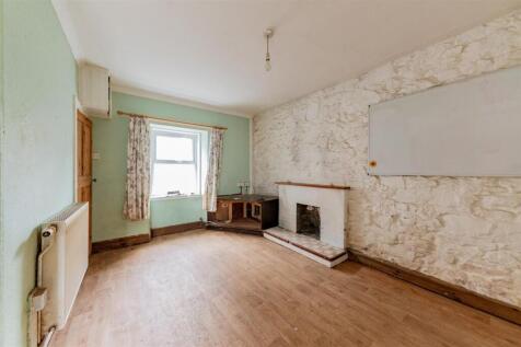 5 James Street Alyth-6.JPG