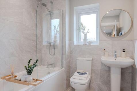 Main bathroom