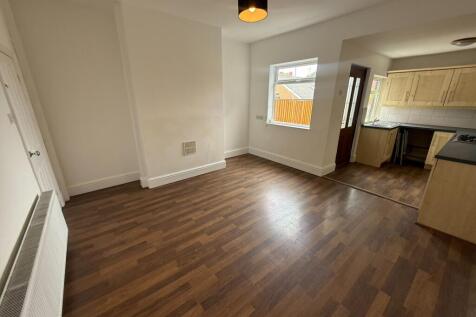 Castleford Road, Normanton, West Yorkshire, WF6 photo 4