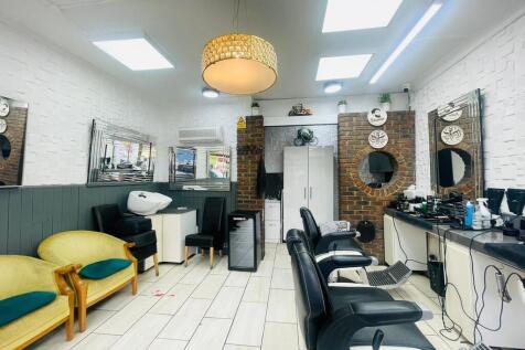 Cricklewood Lane, London, NW2 1HD photo 5