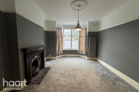 Westcotes Drive, LEICESTER photo 3