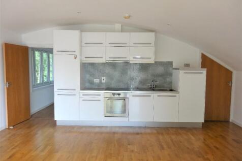 Kitchen/reception 1