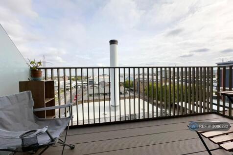 Botanist House, London, E16 photo 3
