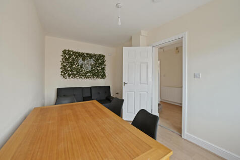 111 Brunswick Street, Leamington Spa photo 3