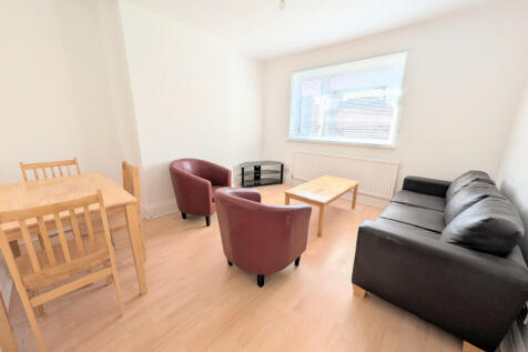 1 Bedroom Flat