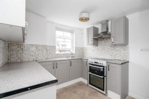 Flat 3 Bradford House_5.jpg