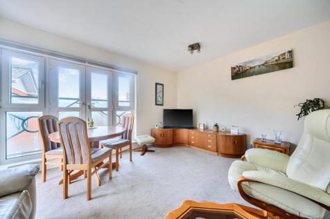 1400825-9-696a0d0...