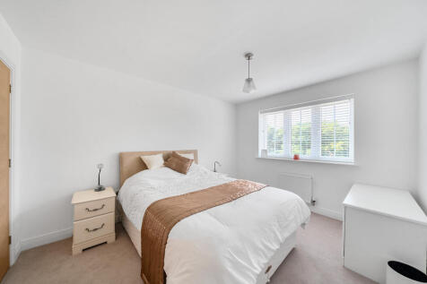 1345293-15-68aee1...