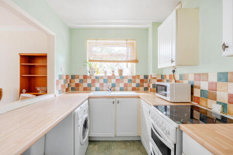 16-6821de0acffbc-...